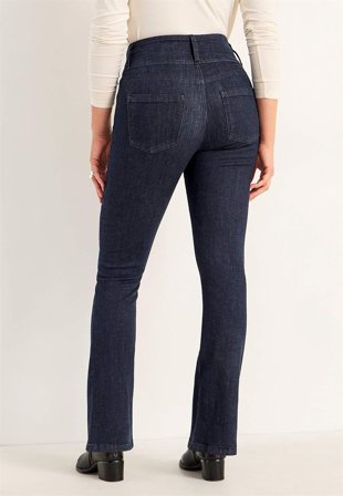 Cellbes of Sweden - Bootcut jeans med høj talje Jennifer i mørk denim / ikke vasket til damer i størrelse 60L