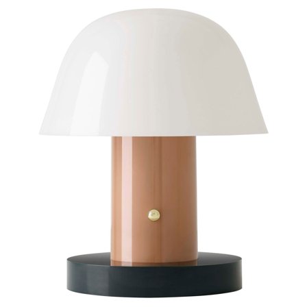 AndTradition Setago JH27 bærbar lampe, nude - Nude & Forest | KitchenOne