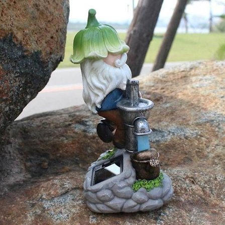 Ful Trädgårdstomte Trädgårdsdekoration Hämtar Vatten Gammal Man Dekor_yux