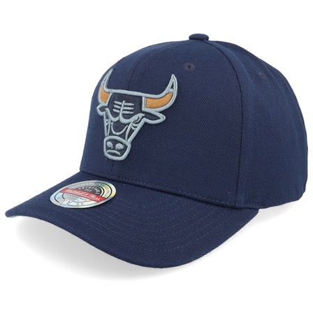 Mitchell & Ness - Chicago Bulls Fashion Classic Red Navy Adjustable Adjustable Blue Cap - NBA @ Hatstore