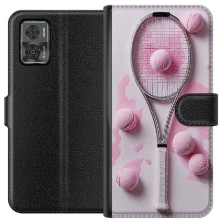 Kompatibelt Lommeboketui til Motorola Motorola Moto E22i Rosa glasskuler og tennisracket i et kreativt, stille bilde med leken popfølelse og moderne