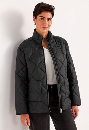 Cellbes of Sweden - Quiltet letvægtsjakke i sort til damer i størrelse 50/52