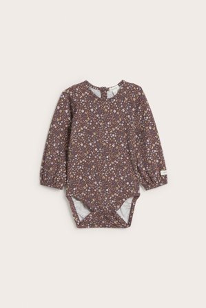 Newbie | Blomstrete body med puffermer | Lilla