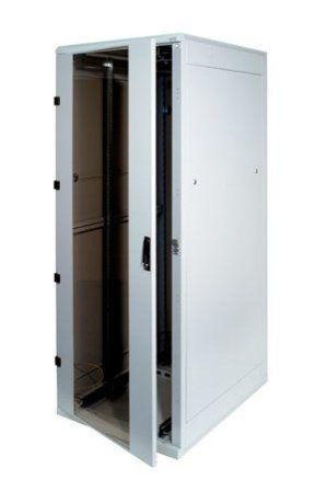 TRITON Rma-32-A81-Cax-A1 Rack