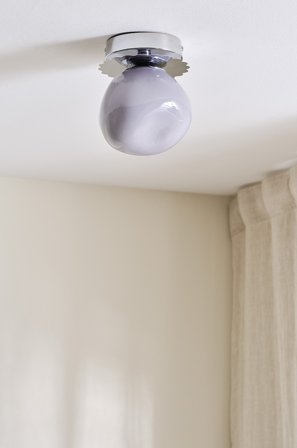 Jotex - BON taklampe Chrome Base With Purple (14-3905 Tcx Lavender Blue) Shade - Kjøp Taklamper hos Jotex