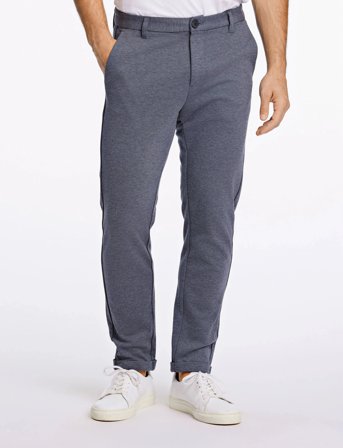 Lindbergh Superflex Knitted Cropped Pant - Blue - L