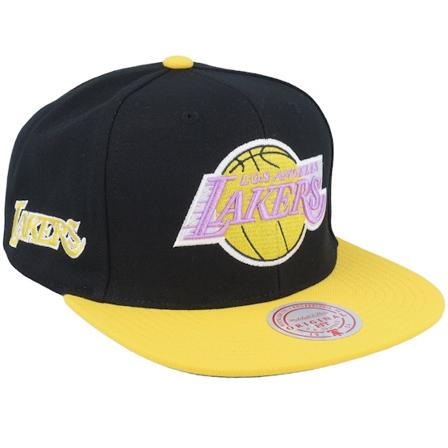 Mitchell & Ness - NBA Zwart snapback Cap - Los Angeles Lakers Side Core 2.0 Hwc Black/Gold Snapback @ Hatstore