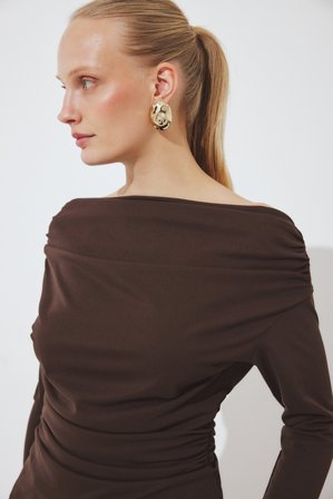 Katarina Krebs x NA-KD drapiertes Langarm-Jersey-Oberteil - Langarmshirts - Braun - XL