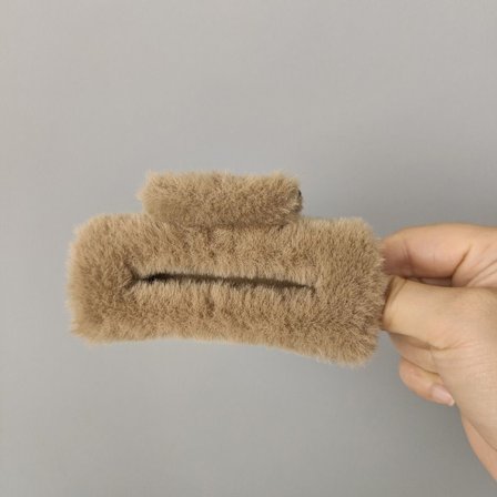 Plyshårklohårkæbeclips 2 2