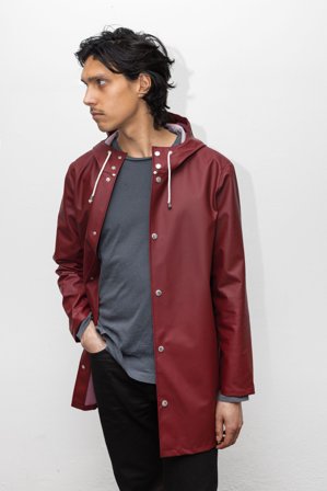 Stockholm Lightweight Raincoat Burgundy