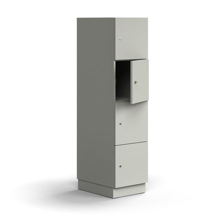 Förvaringsskåp QBUS, 4 låsbara fack, sockel, 1636x400x570 mm, ljusgrå