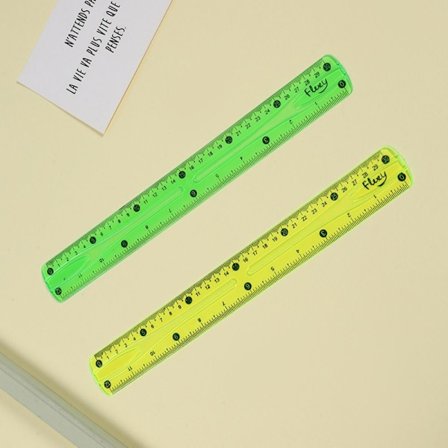 2 stk. fleksible linjaler, klare linjaler, bøyelige linjaler