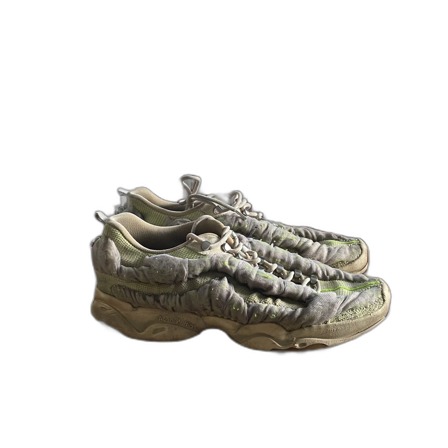 Beige sneakers från Acne Studios