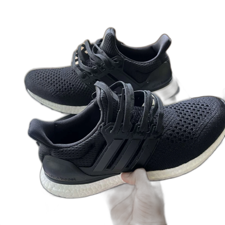 Svarta Adidas Ultraboost sneakers