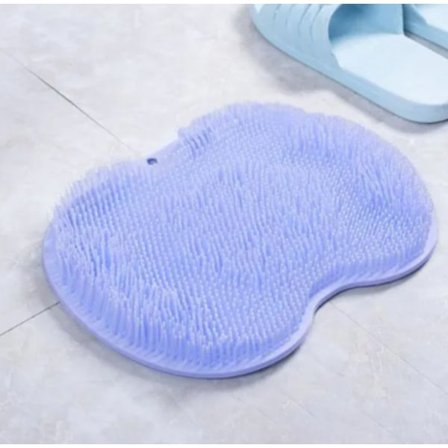 Gnugga fötterna och ryggen med ett magic verktyg, massor i badrummet, ta en dusch, ta bort död hud och tvätta fötterna med en borste