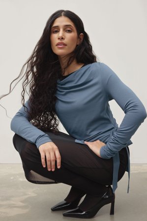 NA-KD Soft Line topp med knyt i sidan - Rynkade toppar - Blå - M (EU 38-40)