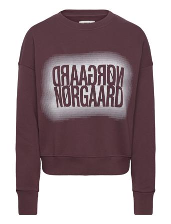 Organic Sweat Tilvina Sweatshirt Tops Sweat-shirts & Hoodies Sweat-shirts Burgundy Mads Nørgaard