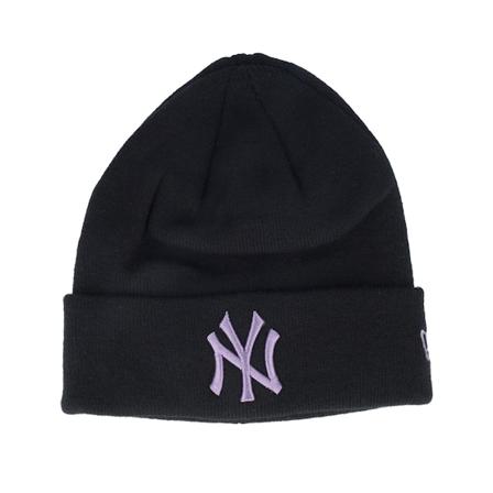 New Era - New York Yankees League Essential Beanie Black/Lilac Cuff Cuff Black Beanie - MLB @ Hatstore