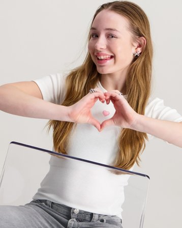 Kids ONLY KOGELVA JUNE EMB S/S TEE CS JRS Vit T-shirts Tjej - Kids Brand Store