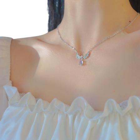 Änglavingar Halsband kvinnors månstenshänge dekoration festtillbehör gåva