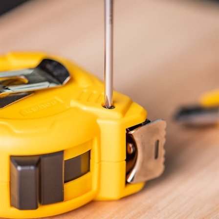 Sporet skrutrekker 3x100 mm Deli Tools EDL6331001 (gul)