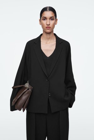 COS Women's Oversized Fluid Single Breasted Blazer in Black