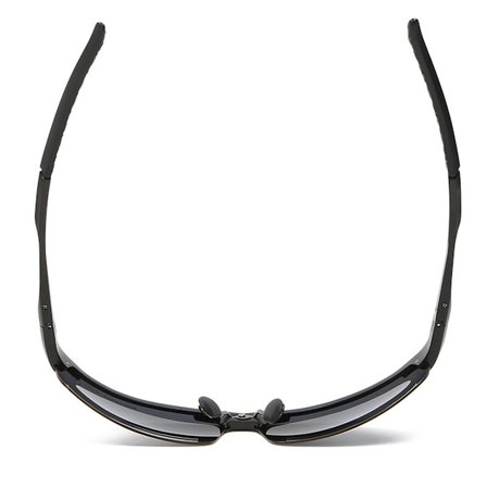 Kaksiteholinssit, polarisoidut lukulasit, UV-suoja, sävytetyt linssit, särkymätön polykarbonaatti, huurtumista estävä wrap around -tekniikka 