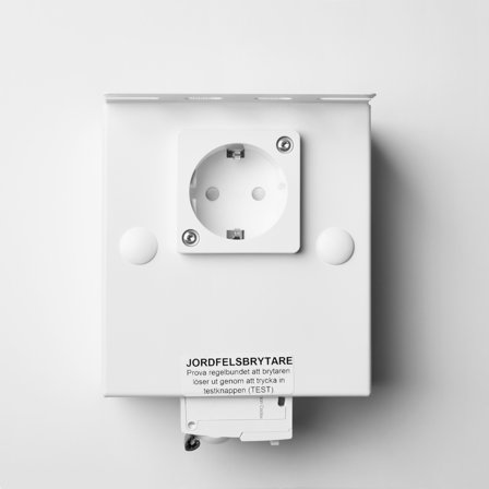 Skånebeslag Skåform Uttaksboks med jordfeilbryter, 230V, Strømbrytere & vegguttak