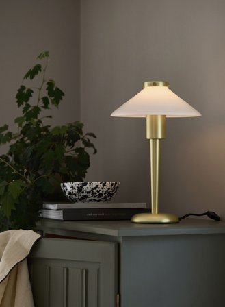 August bordlampe H34 - opal/messing