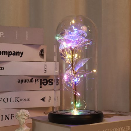 Ikuinen ruusu lasikuvun alla (lämmin lamppu), keinotekoinen värikäs kauneus