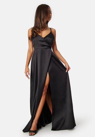Bubbleroom Occasion Satin strap Gown Klær