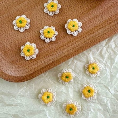 20 st/lot Broderiklistermärke för små blommor 8 8