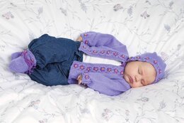 Beskrivning Babyset kofta, mössa och sockor