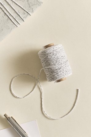 Jotex - Dekorsnor - Lengde 50 Meter Hvit - ROSIE - Kjøp Gavepapir & gavebånd hos Jotex