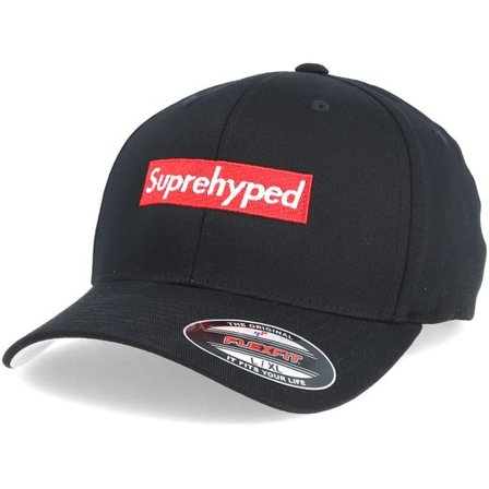 Iconic - Svart flexfit Keps - Suprehyped Black Flexfit @ Hatstore