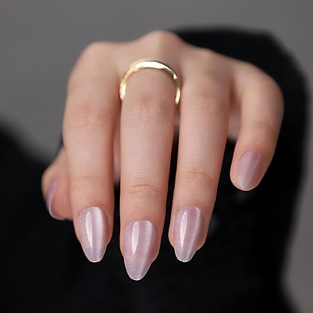 Franske kunstige negle - 24 stk. Fuld dækning Kunstige negle Rosa katteøje Mandelformede selvklæbende negle - Nude rosa tryk-på-negle med lim