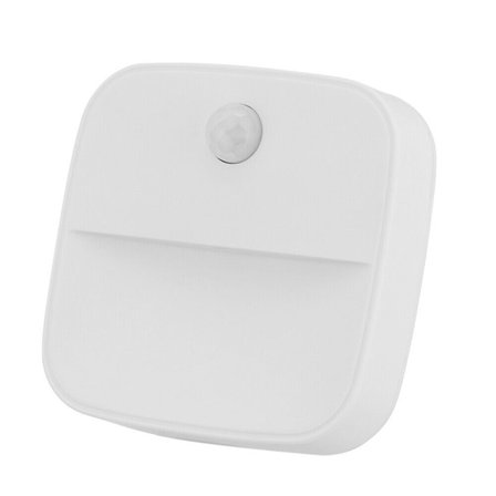 LED-nattlampa med rörelsesensoruttag