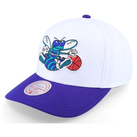 Mitchell & Ness - White adjustable Gorra - Charlotte Hornets Team 2 Tone 2.0 Pro White/Purple Adjustable @ Hatstore