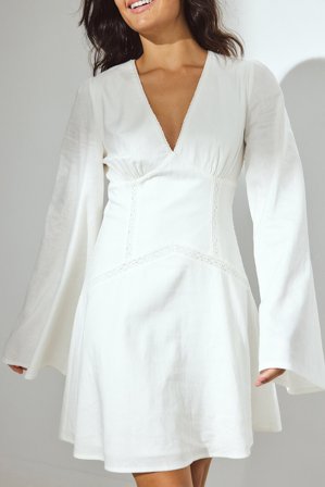 NA-KD Robe courte à empiècements en dentelle - Robes en lin - Crème - EU 36