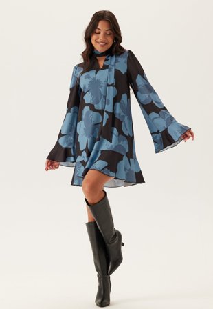 BUBBLEROOM-Scarf L/S Dress-S