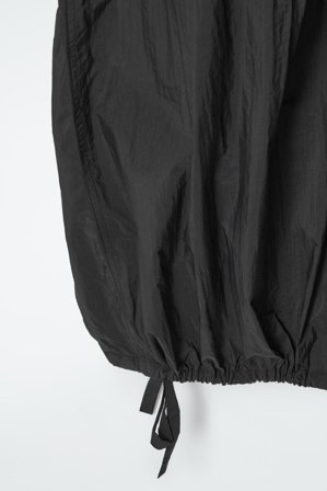 COS Women's Vestido Largo Estilo Paracaídas Oversize in Negro