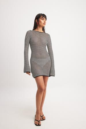 DISCODAYDREAM x NA-KD Robe courte en maille à rayures - Robes Pull - Noir,Stripe - Large