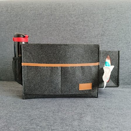 Mørkegrå sengeoppbevaring i filt, sengeoppbevaringsveske, organizer med papirlommer for fjernkontroll, nettbrett, ladekabel, tidsskrift, briller, penn