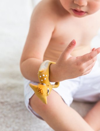 OLI & CAROL Olive The Deer Bracelet - Brown - 6.5X 3.6X 7.1CM