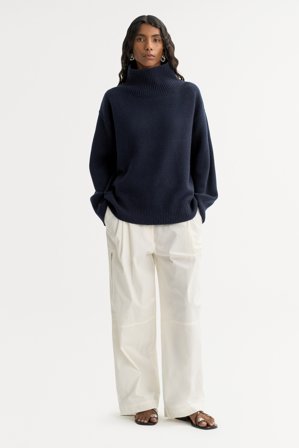 Soft Goat - Boyfriend Turtleneck - S - Navy