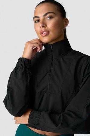 Reboot Cropped 1/4 Zip Black