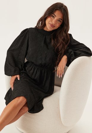 Happy Holly - Jacquard Flounce Dress - 52/54