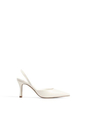 NA-KD Spetsiga pumps med slingback - Högklackade skor - OffVit - EU 40