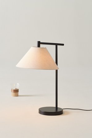 Jotex - CONE bordlampe Black With Oatmeal - Kjøp Bordlamper hos Jotex