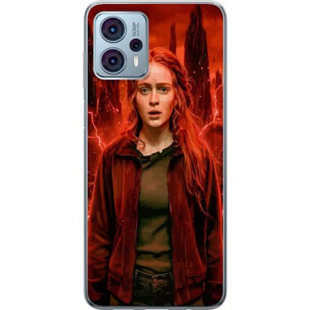 Kompatibelt Mobilskal till Motorola Motorola Moto G23 Porträtt av en ung kvinna med rött hår i en apokalyptisk landskap, röda blixtar och mörka k